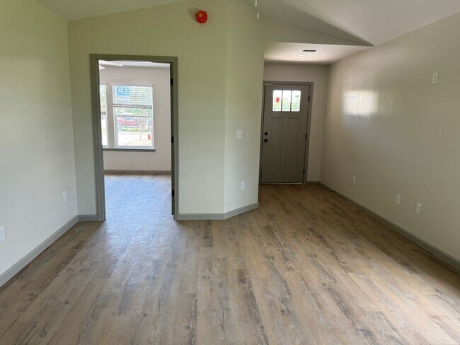 Building Photo - NEWLY CONSTRUCTED - Single-Family House for Rent