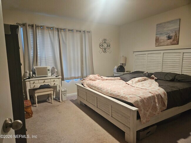 Building Photo - 86640 Shortline Cir