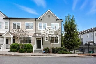 Building Photo - 2177 Wiggins Walk