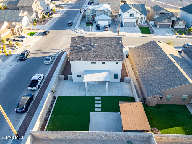 Building Photo - 12725 Ashby Ave