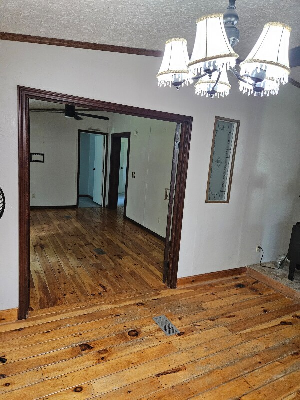Building Photo - 510 Starwood Rd