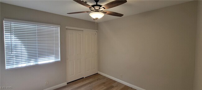 Building Photo - 2701 Beachside Ct