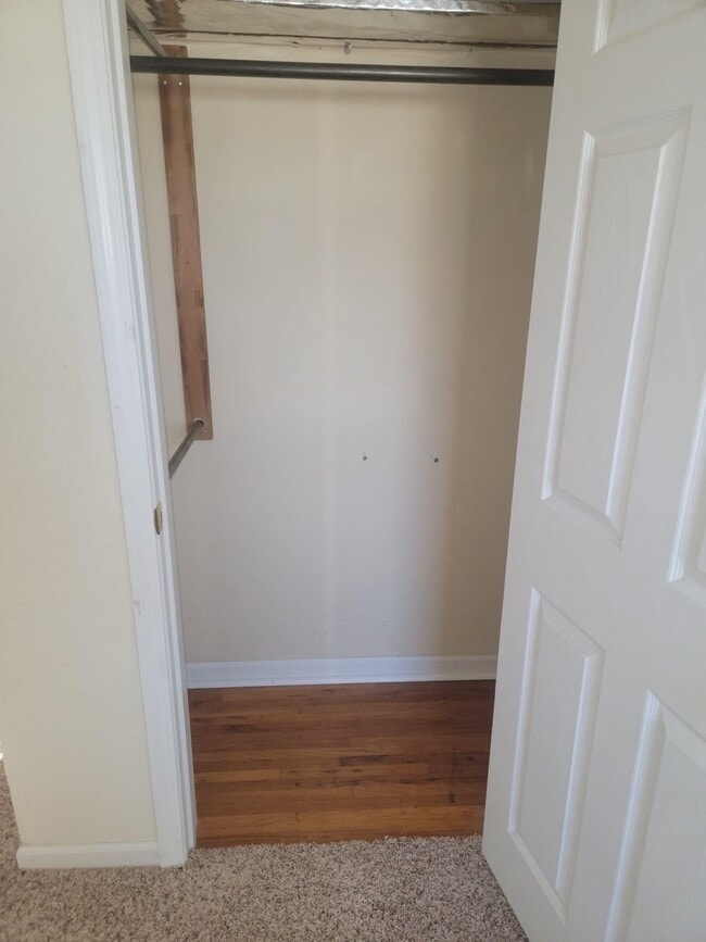 Building Photo - 22659 Old Hwy 169