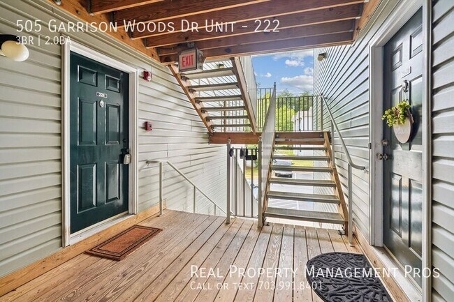 Building Photo - 505 Garrison Woods Dr