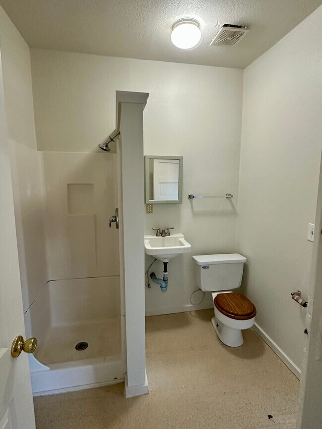 Building Photo - gbsalem