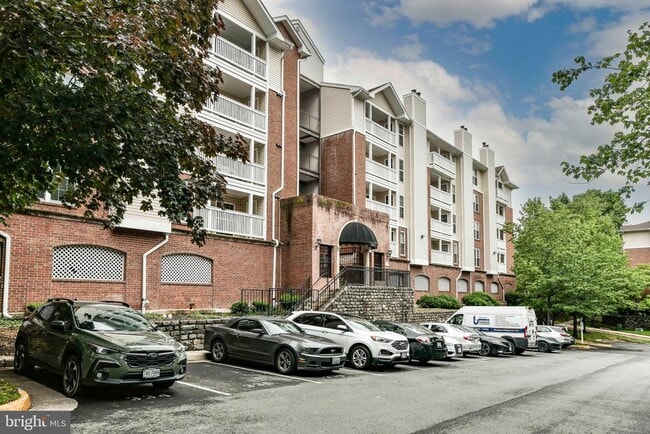 Building Photo - 1524 Lincoln Way