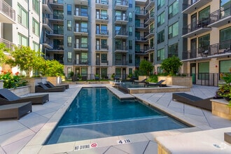 Building Photo - Echo