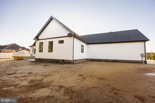 Building Photo - 5692 King Stuart Dr