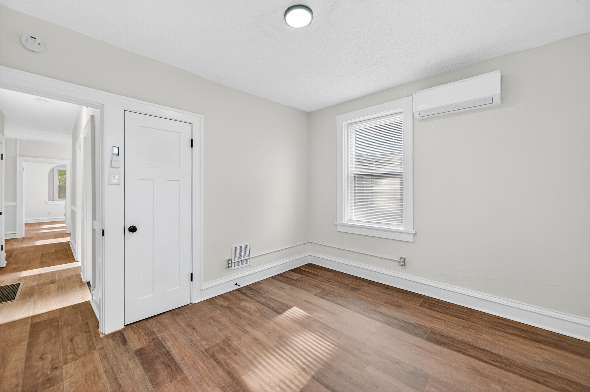 Building Photo - 5803 S Kingshighway Blvd