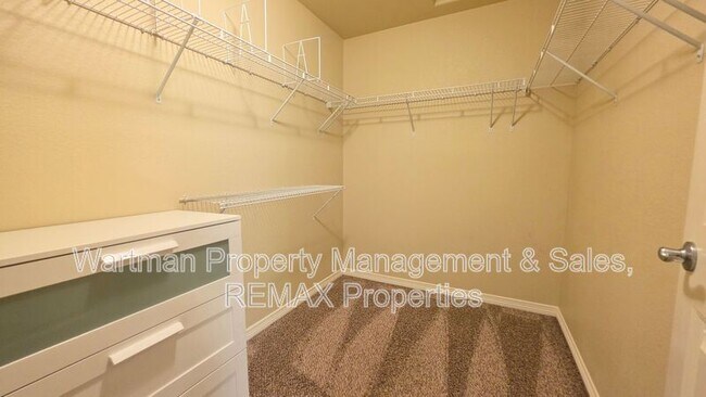 Building Photo - 907 Salmon Pond Way