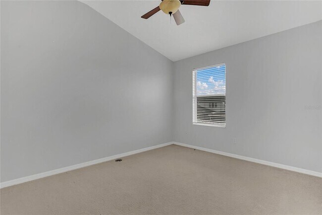 Building Photo - 543 Rainbow Springs Loop