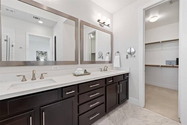 Building Photo - 1508 Beall St