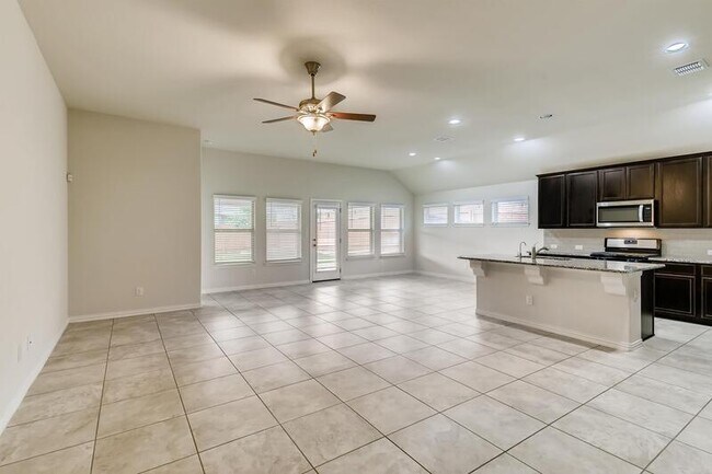 Building Photo - 13827 Quiet Fox Ln