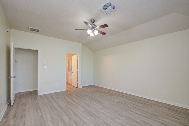 Building Photo - 14903 Lanai Dr
