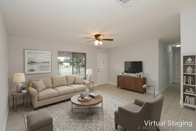 Building Photo - 400 SW Ruffner Ct