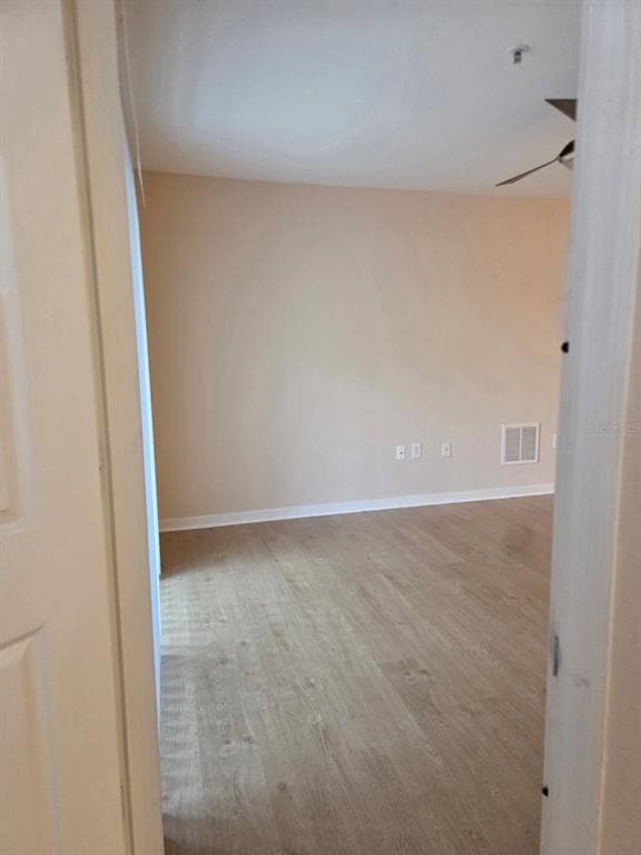 Building Photo - 5824 Lake Pointe Village Cir