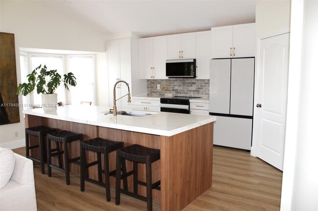 Building Photo - 2223 Soundings Ct