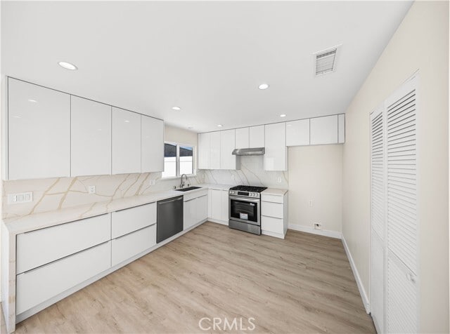 Building Photo - 8145 Morse Ave