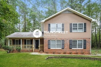 Building Photo - 3 Bedroom Pet-Friendly Home in FAYETTEVILLE, GA with Main Street Renewal