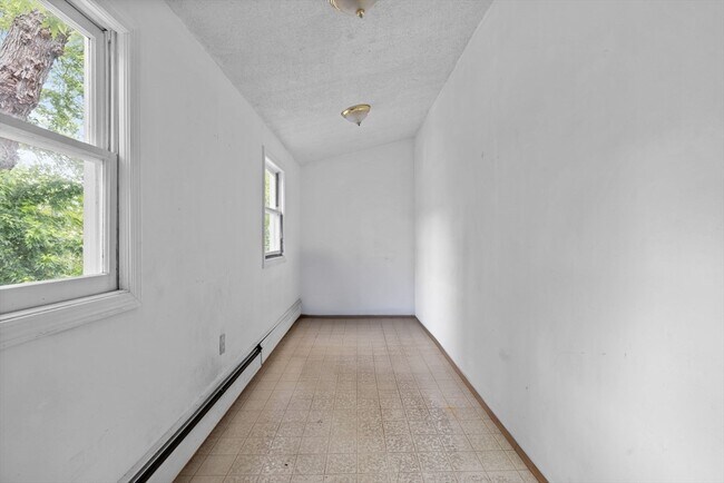 Building Photo - 91 Flint St