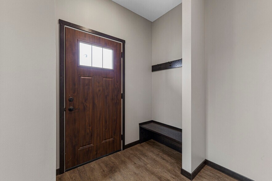 Building Photo - 2019 Essler Dr