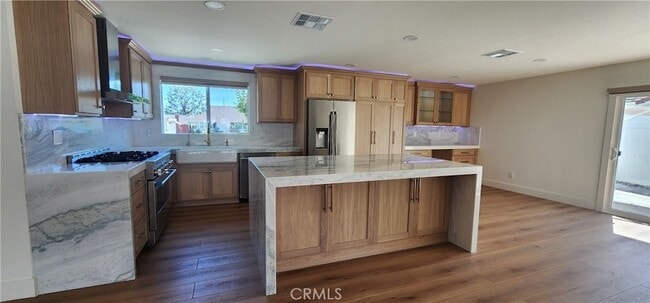 Building Photo - 15608 Cristalino St