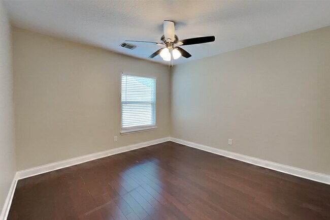 Building Photo - 19402 Kacey Ln Ct