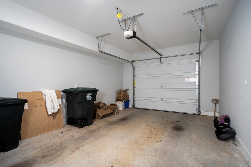 Building Photo - 415 Sunbelt Dr