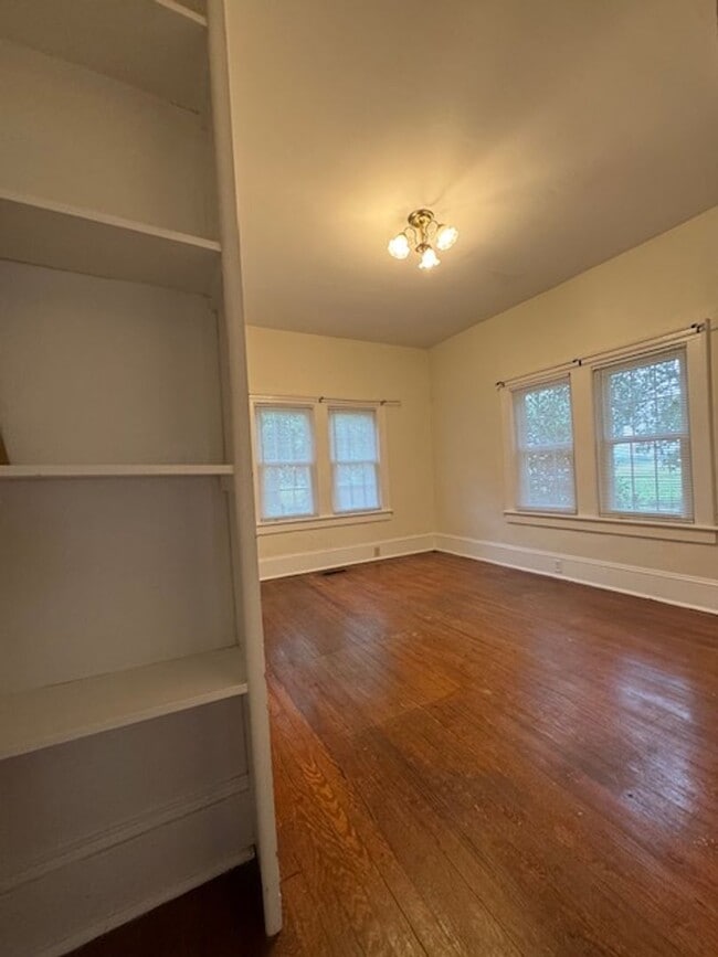 Building Photo - 5142 US-70