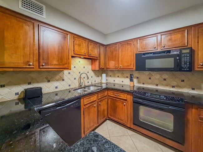 Building Photo - 2574 Marilee Ln