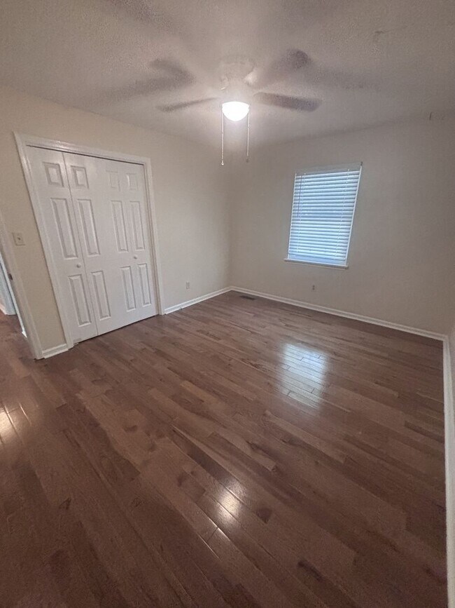 Building Photo - 1451 Arrowhead Trail
