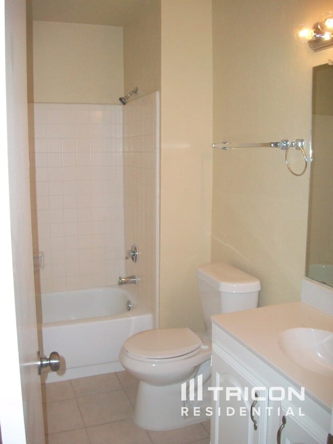 Building Photo - 3316 Forest Creek Dr