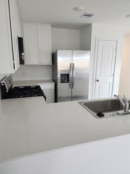 Building Photo - 12019 Noble Wood Vlg