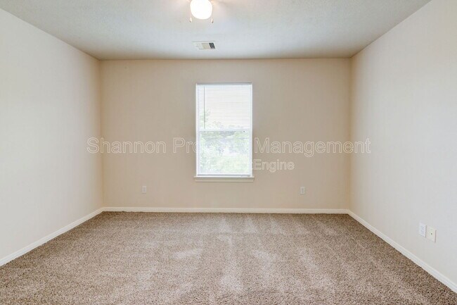 Building Photo - 9606 Ashville Dr