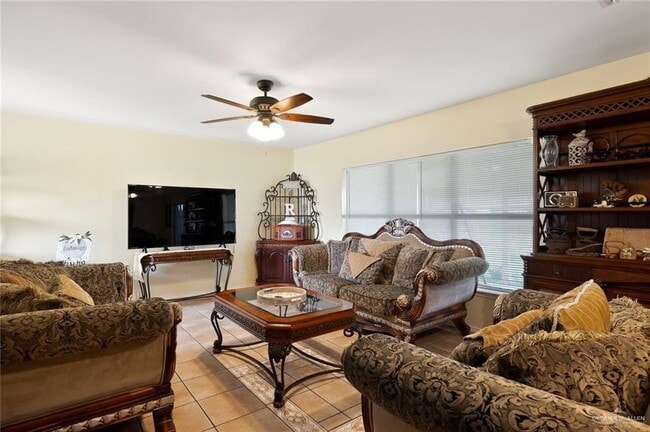 Building Photo - 12 Copper Ave