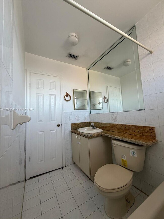 Building Photo - 6951 W 29th Ave