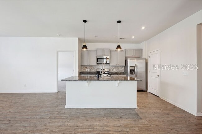 Building Photo - 208 Horizon Trl