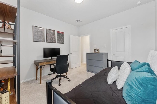Building Photo - 3727 Handel Dr