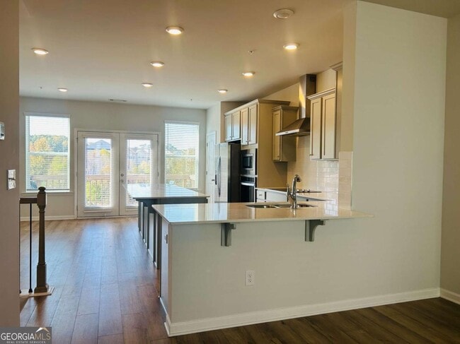 Building Photo - 140 Reese St