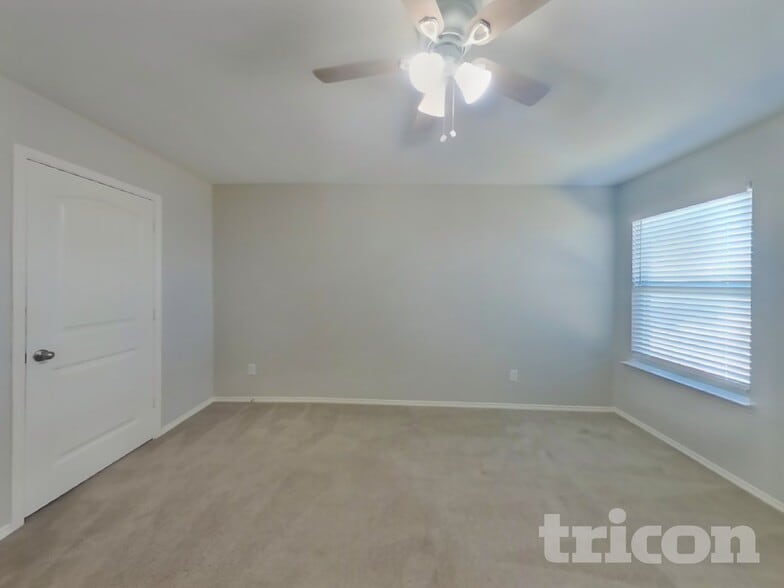 Building Photo - 2905 Englenook Dr