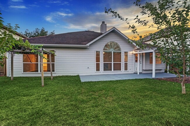 Building Photo - 3806 Flatwood Dr