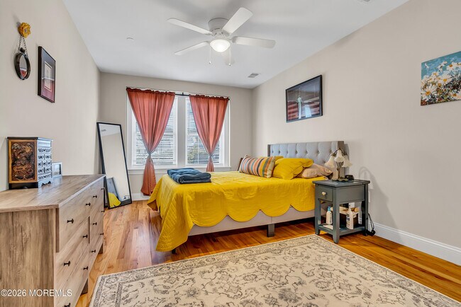 Building Photo - 48 First Ave