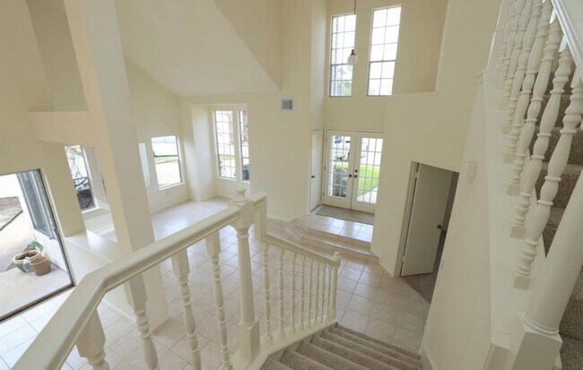 Building Photo - 10707 Williston Dr