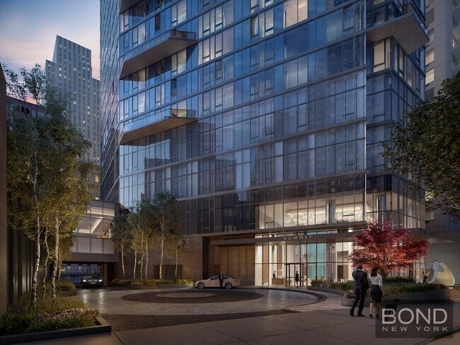 Building Photo - 222 E 44th St