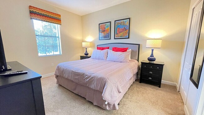 Building Photo - 1424 Rolling Fairway Dr