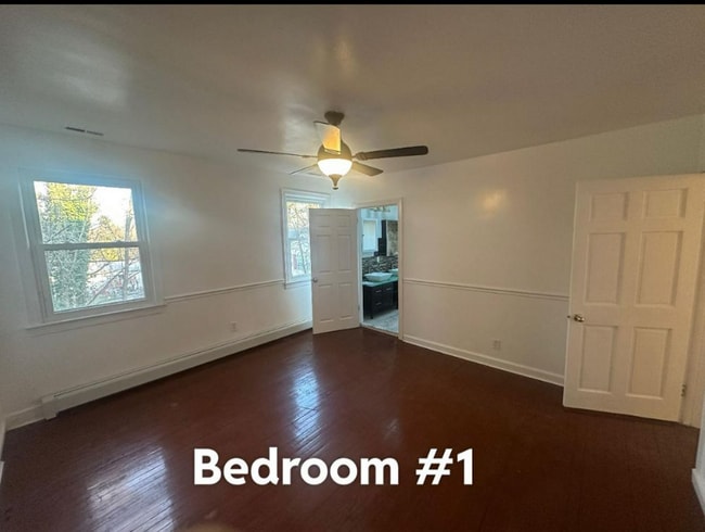 Building Photo - 301 Loureiro Ln