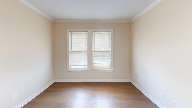 Building Photo - 2bed in Roxbury available 9/1