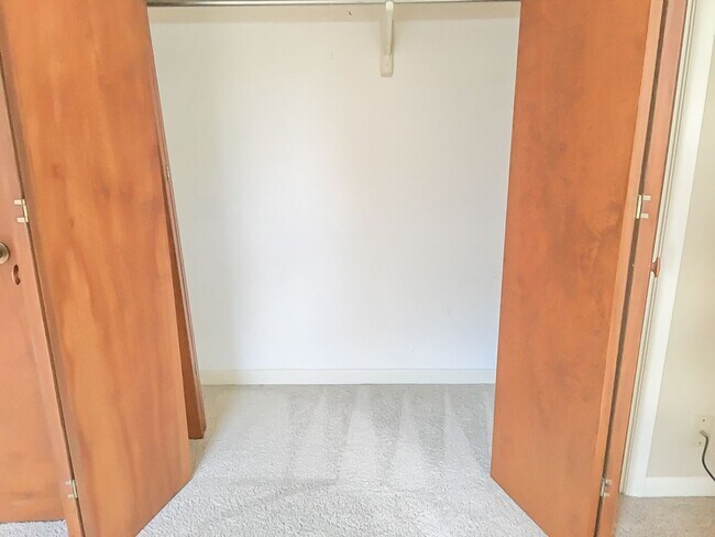 Building Photo - The Simpson