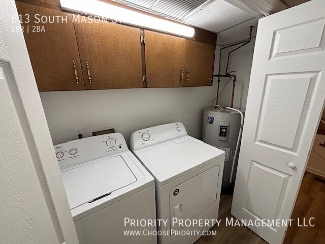 Building Photo - 613 S Mason St