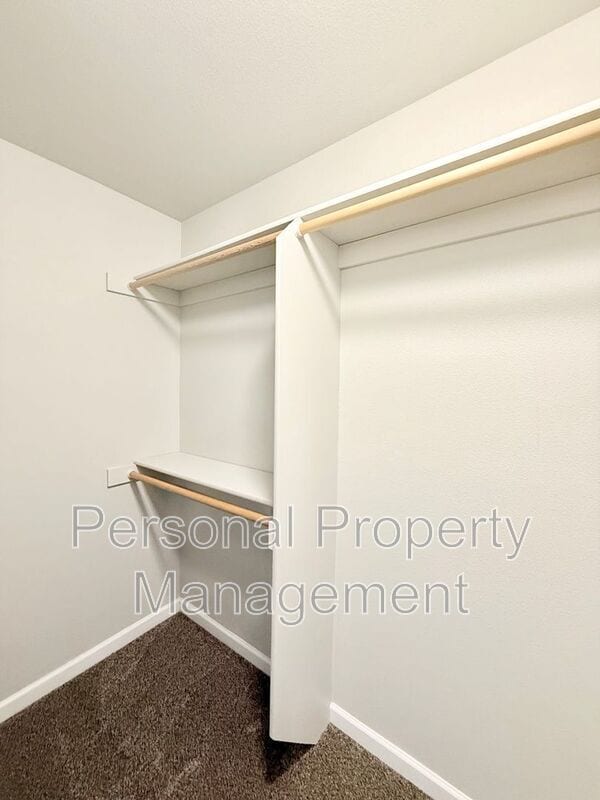 Building Photo - 12600 NE 49th St